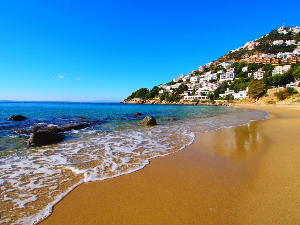Apartment Platja De Roses-7 By Interhome Εξωτερικό φωτογραφία