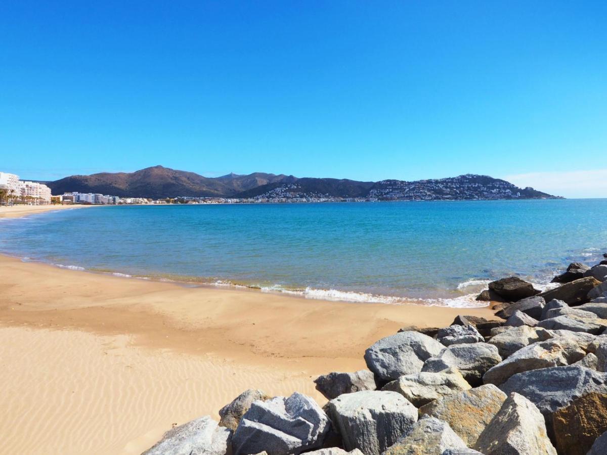 Apartment Platja De Roses-7 By Interhome Εξωτερικό φωτογραφία